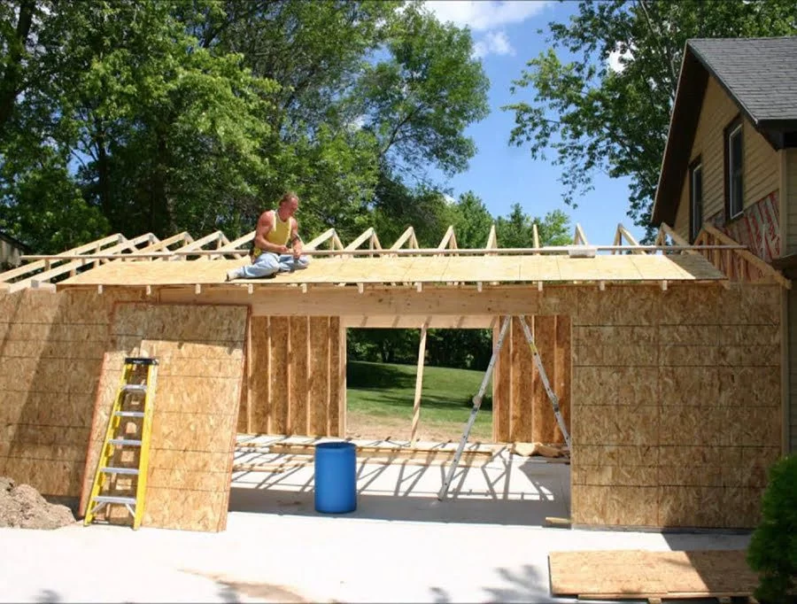 framing-a-garage-addition-to-an-existing-house-1-7583247