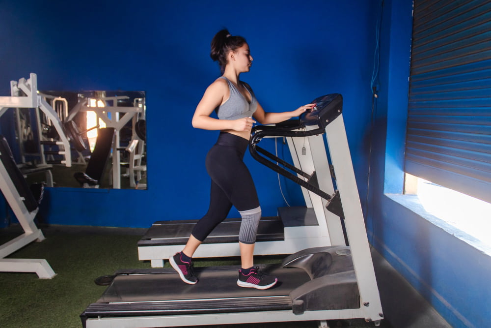 gym garage Treadmill