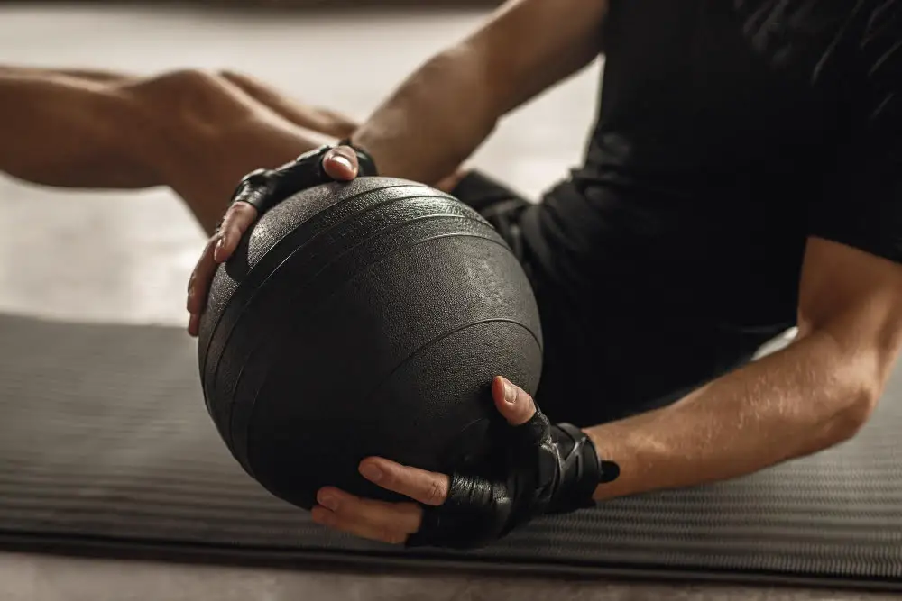 home garage Medicine Ball