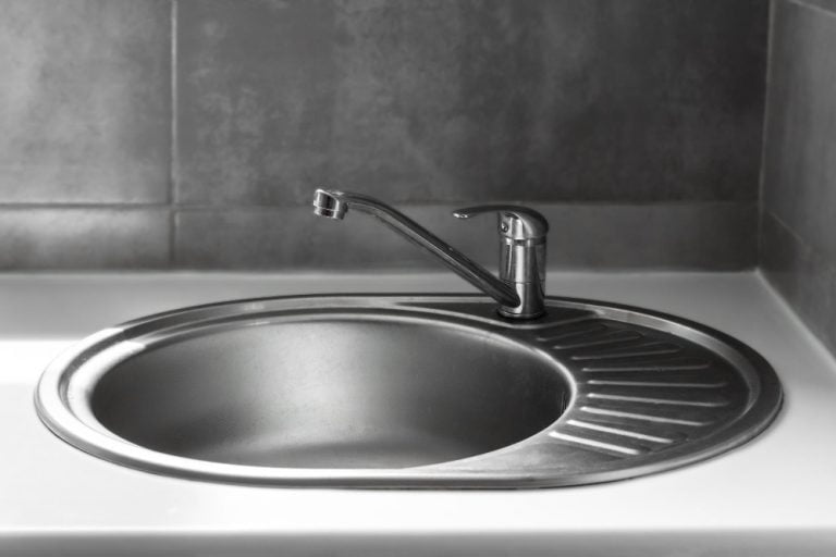 20 Garage Sink Ideas: Innovative Solutions for Your Home Workshop